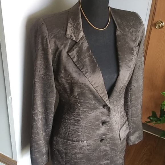 💯Formal Suit size 2 - Picture 2 of 8